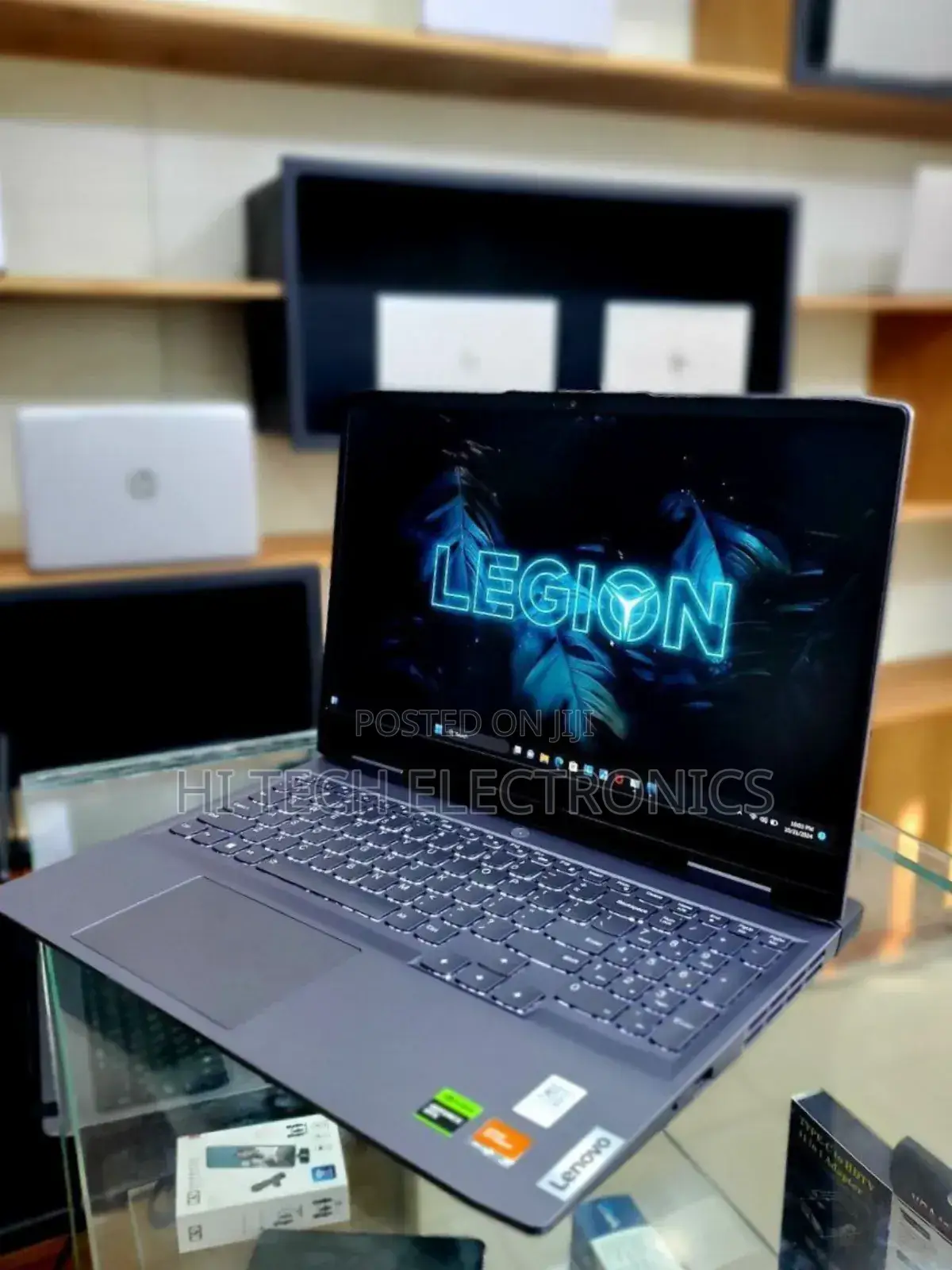 New Laptop Lenovo LOQ 15IRH8 16GB AMD Ryzen 7 SSD 512GB