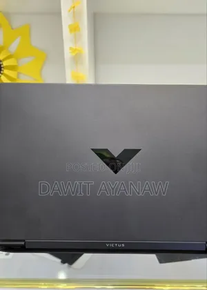 Photo - New Laptop HP 16GB AMD Ryzen 7 SSD 1T