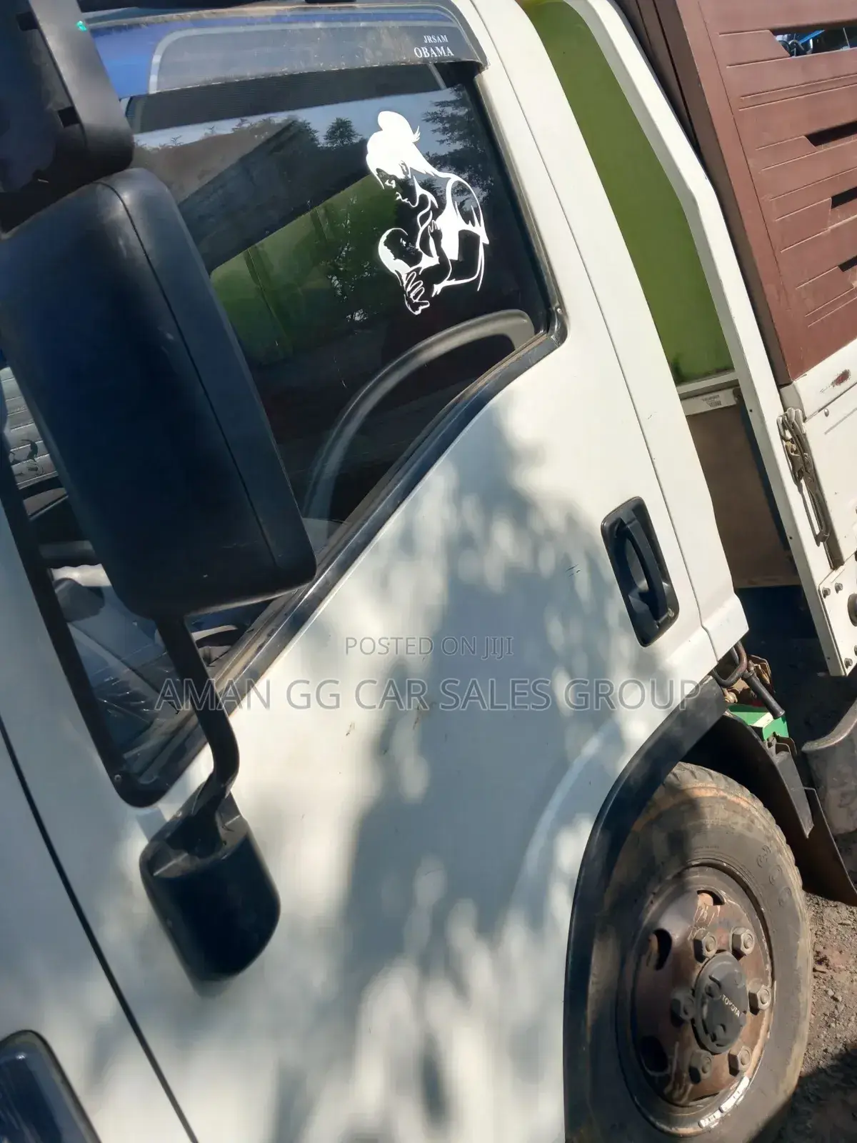 Isuzu Obama.