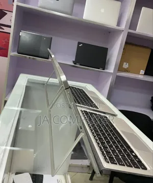 New Laptop HP Elite X2 G8 16GB Intel Core I5 SSD 256GB