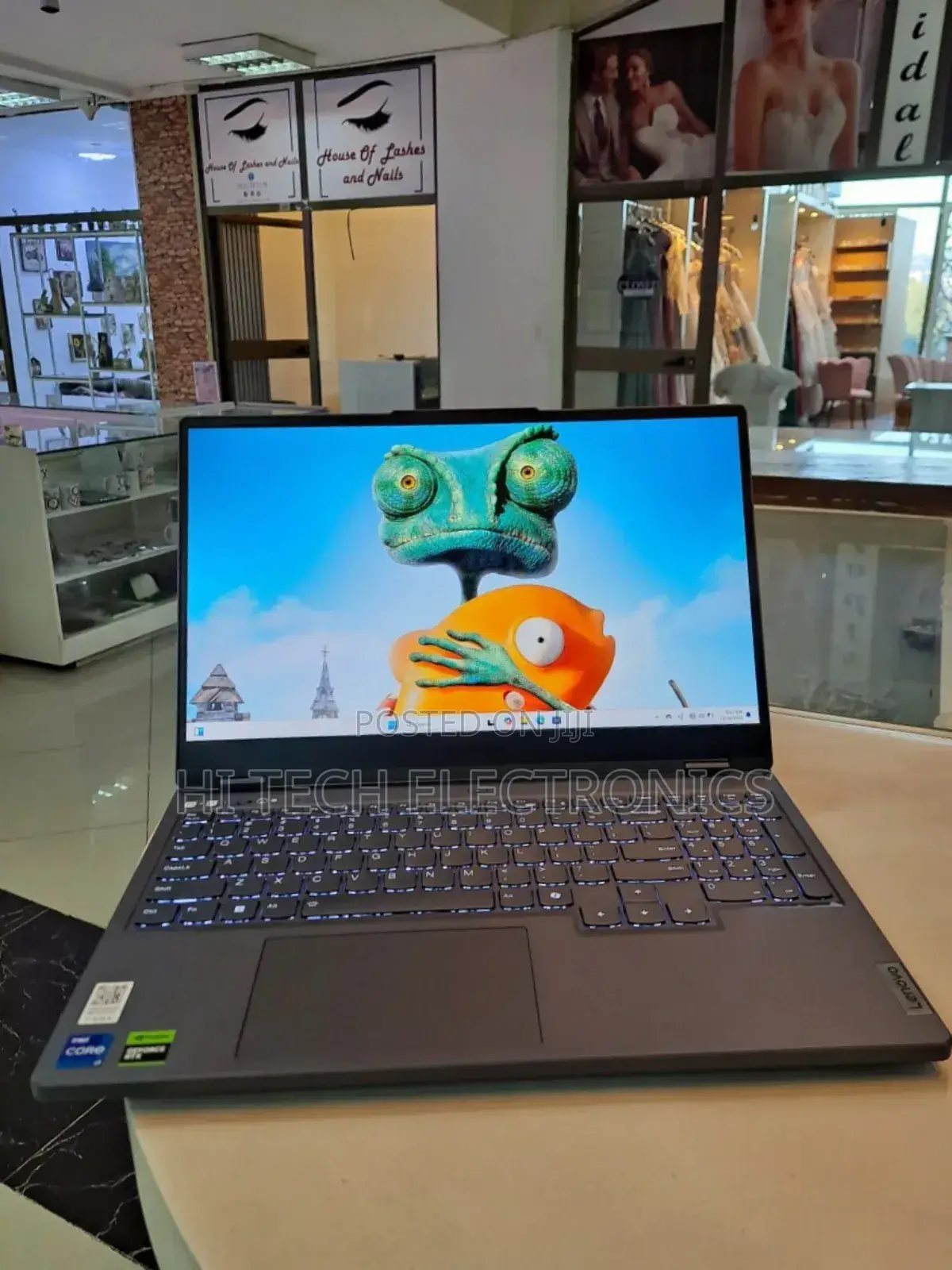 New Laptop Lenovo Legion 7 24GB Intel Core I7 SSD 1T