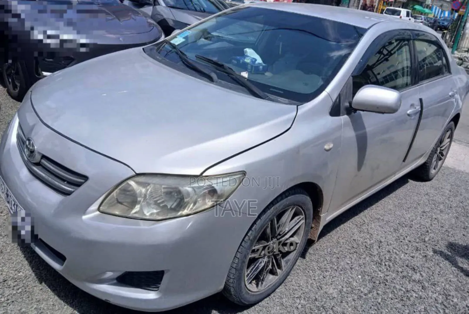 Toyota Corolla 2010 Silver