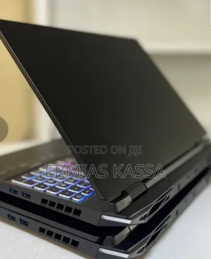 New Laptop Acer Nitro 17 16GB Intel Core I7 SSD 512GB