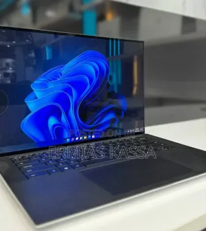 New Laptop Dell XPS 15 32GB Intel Core I7 SSD 512GB