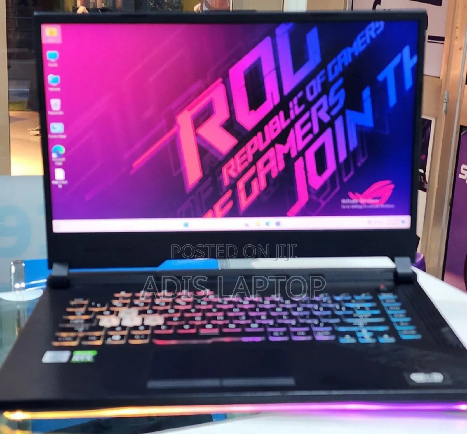 New Laptop Asus ROG Strix G15 16GB Intel Core I7 SSD 1T