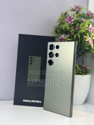 Photo - New Samsung Galaxy S23 Ultra 512 GB Gray