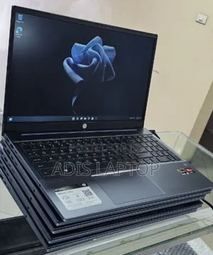 New Laptop HP Pavilion 10 16GB AMD Ryzen 5 SSD 512GB
