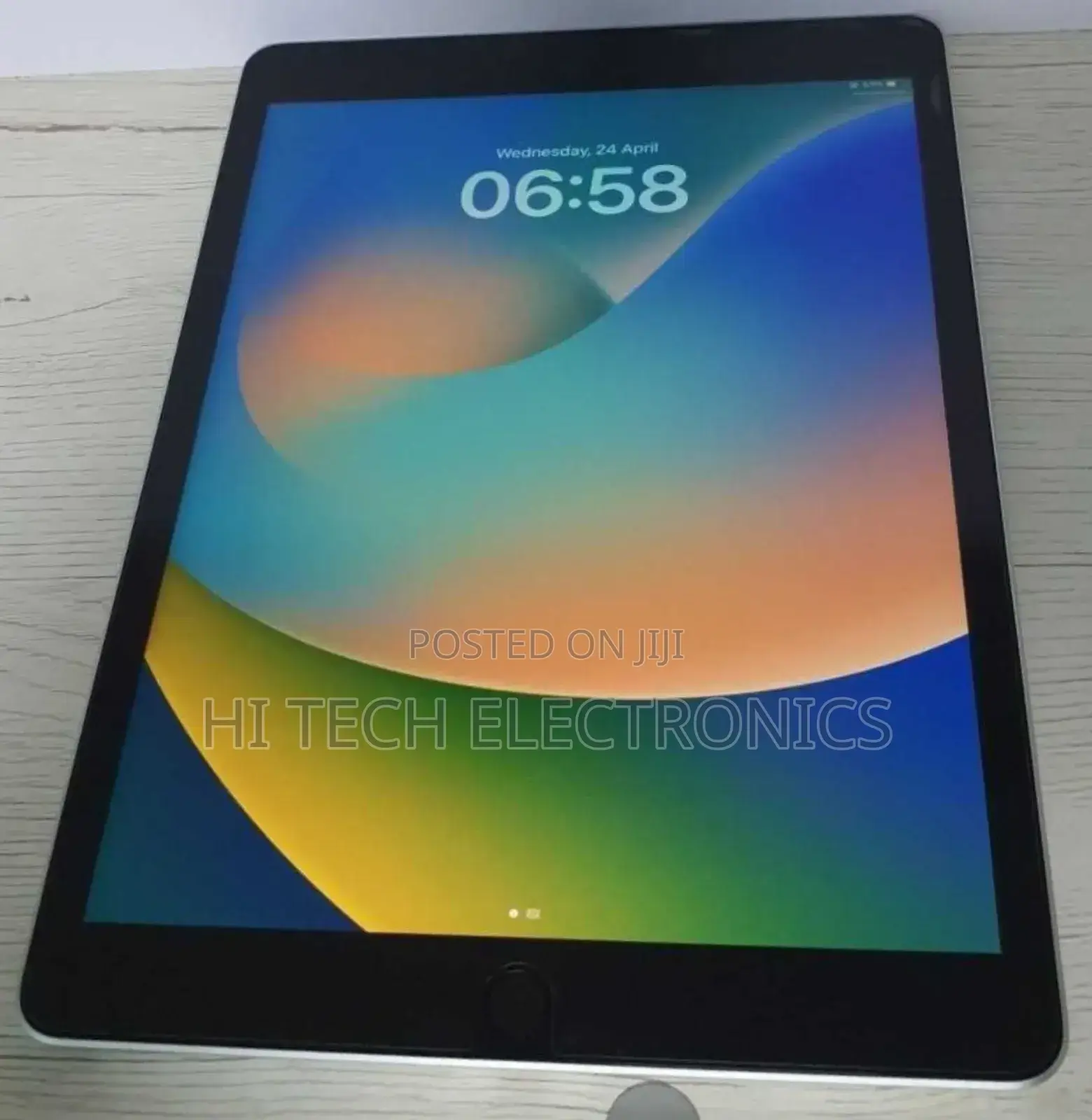 New Apple iPad 10.2 (2019) 64 GB Gray