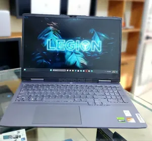 New Laptop Lenovo LOQ 15IRH8 16GB AMD Ryzen 7 SSD 512GB