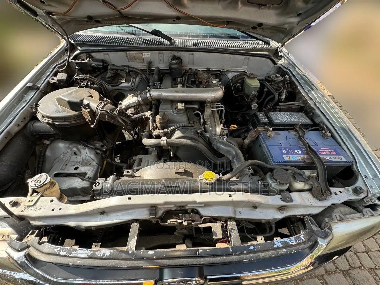 Toyota Hilux 2004 Silver