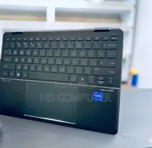 Photo - New Laptop HP Spectre 16GB Intel Core I7 SSD 1T