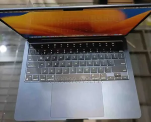 New Laptop Apple MacBook Air 8GB Apple M2 SSD 256GB