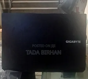 New Laptop Gigabyte AERO 15 16GB Intel Core I7 SSD 1T