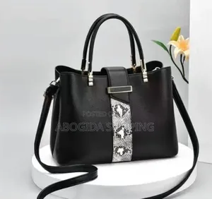 Photo - Sophisticated Women’S Handbag for Any Occasion