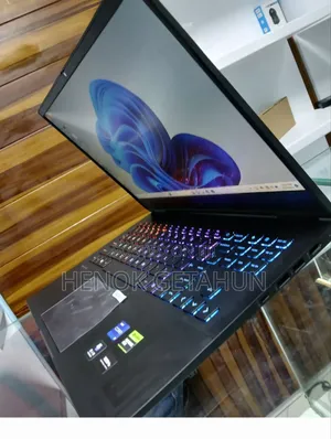 New Laptop HP Omen 15 16GB Intel Core I7 SSD 1T