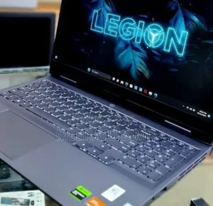 New Laptop Lenovo LOQ 15IRH8 16GB AMD Ryzen 7 SSD 512GB