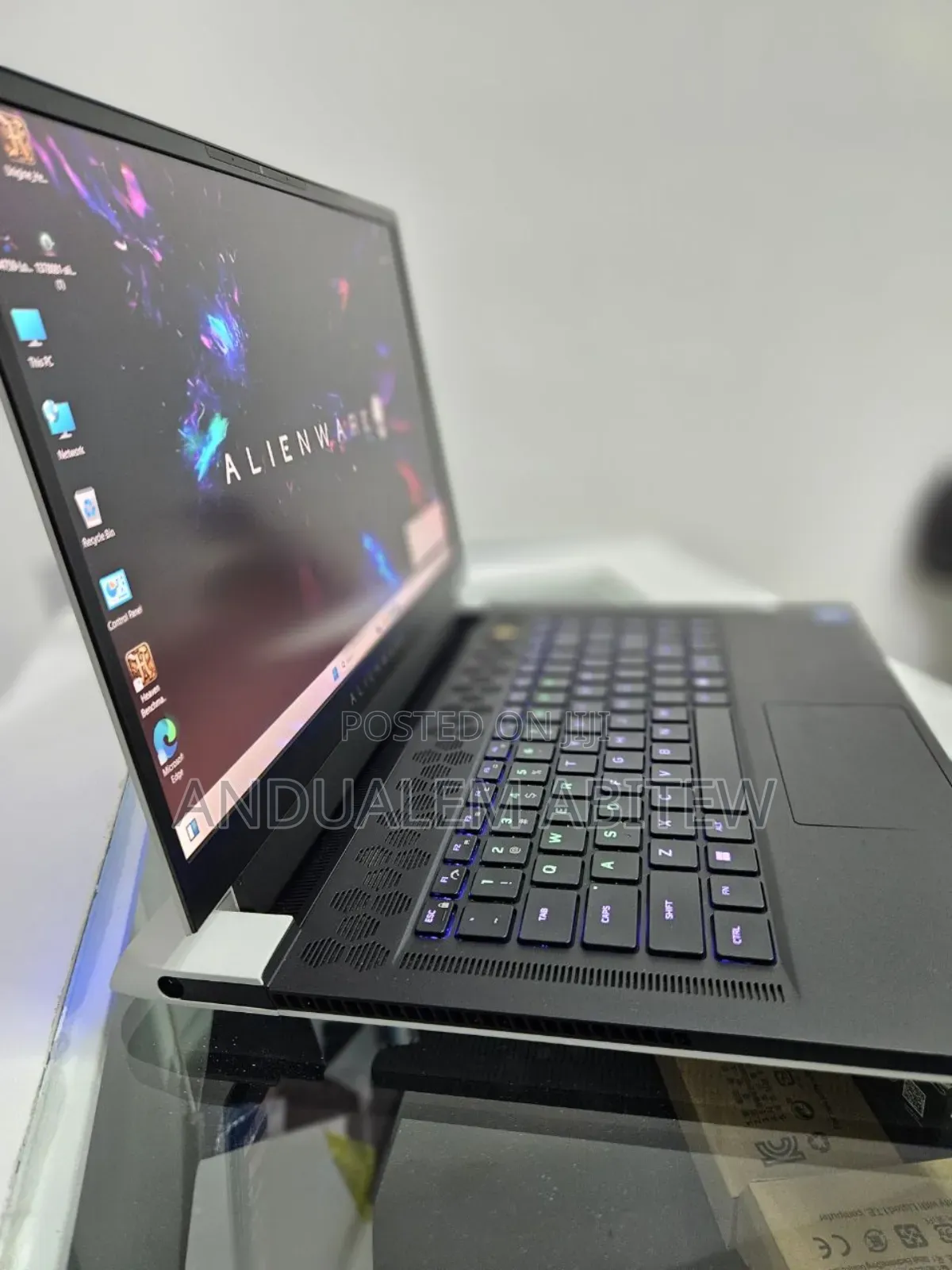 New Laptop Dell Alienware M15 R7 32GB Intel Core I7 SSD 1T