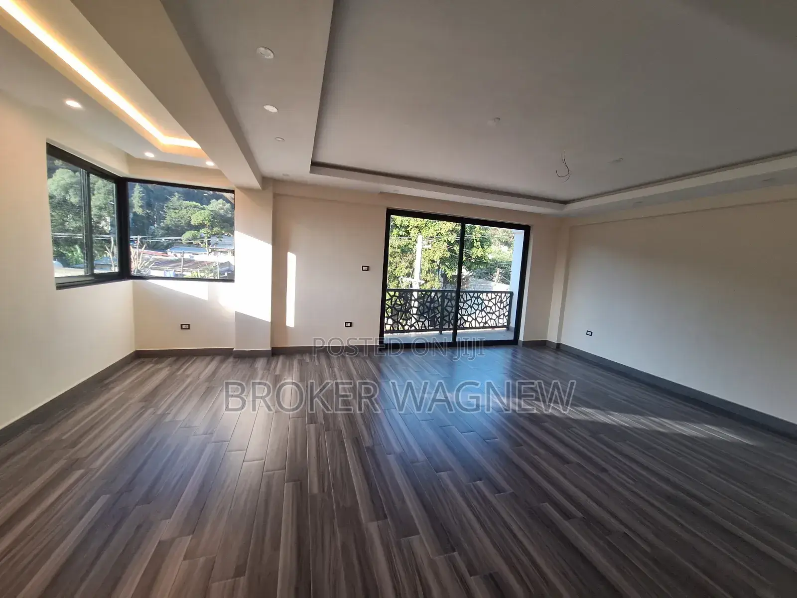3bdrm Apartment in Yeka for rent