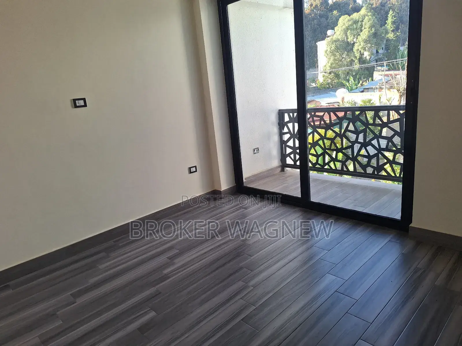 3bdrm Apartment in Yeka for rent