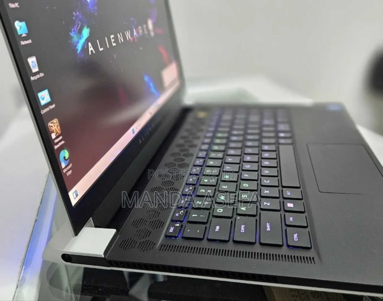 New Laptop Alienware M17x R2 16GB Intel Core I7 SSD 1T