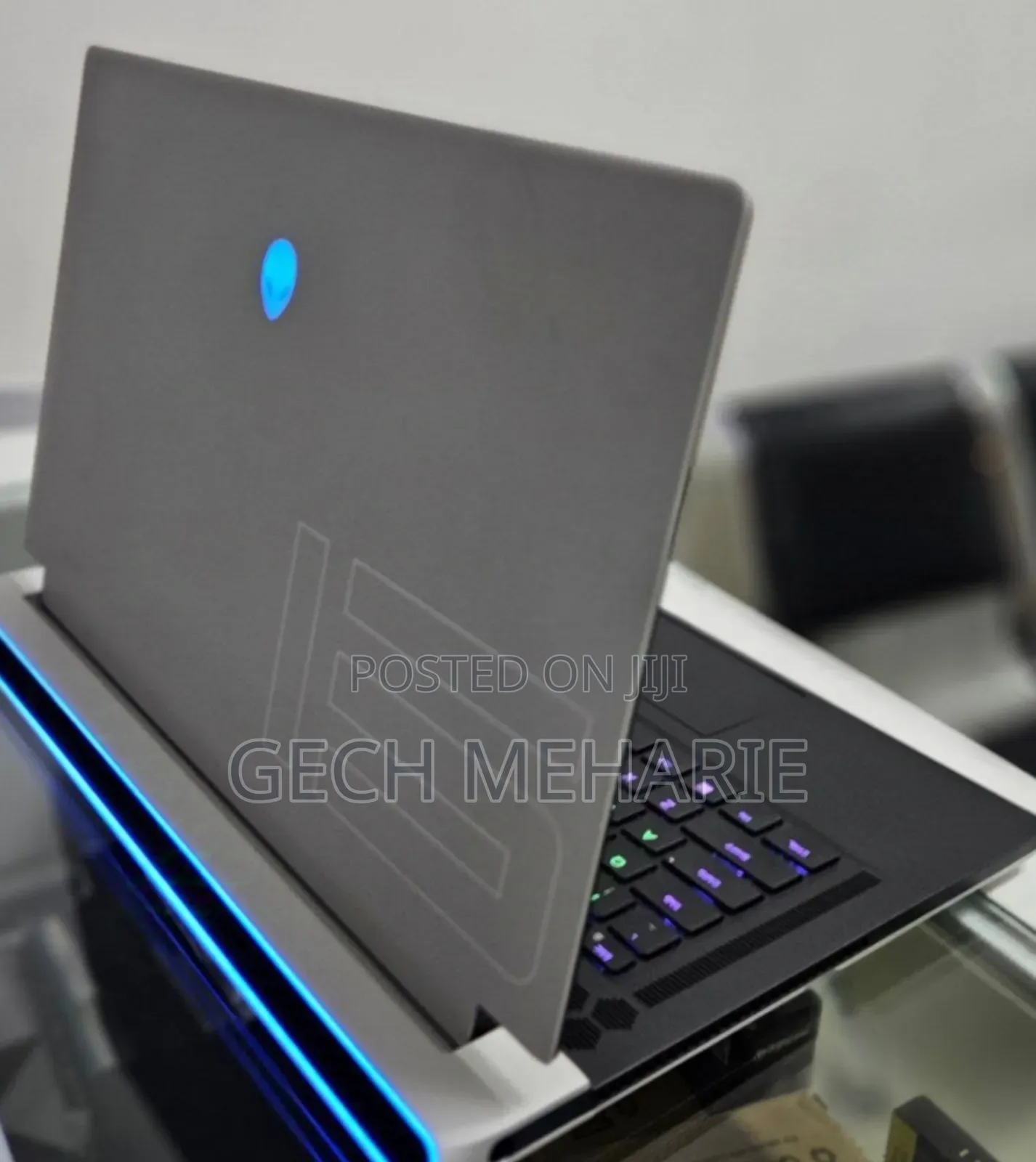 New Laptop Alienware M17x R2 32GB Intel Core I7 SSD 1T