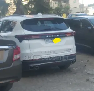 Jetour X70 Plus 1.6 7-Seater FWD 2022 White