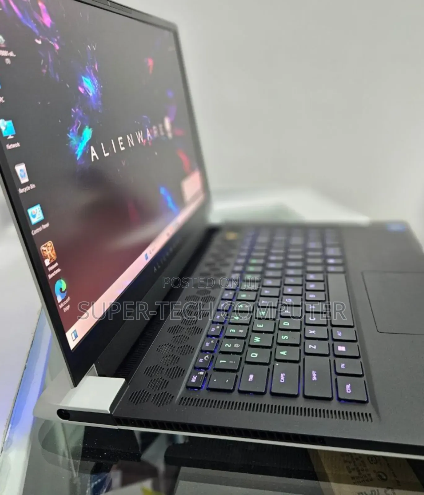 New Laptop Alienware Area-51m 32GB Intel Core I7 HDD 1T