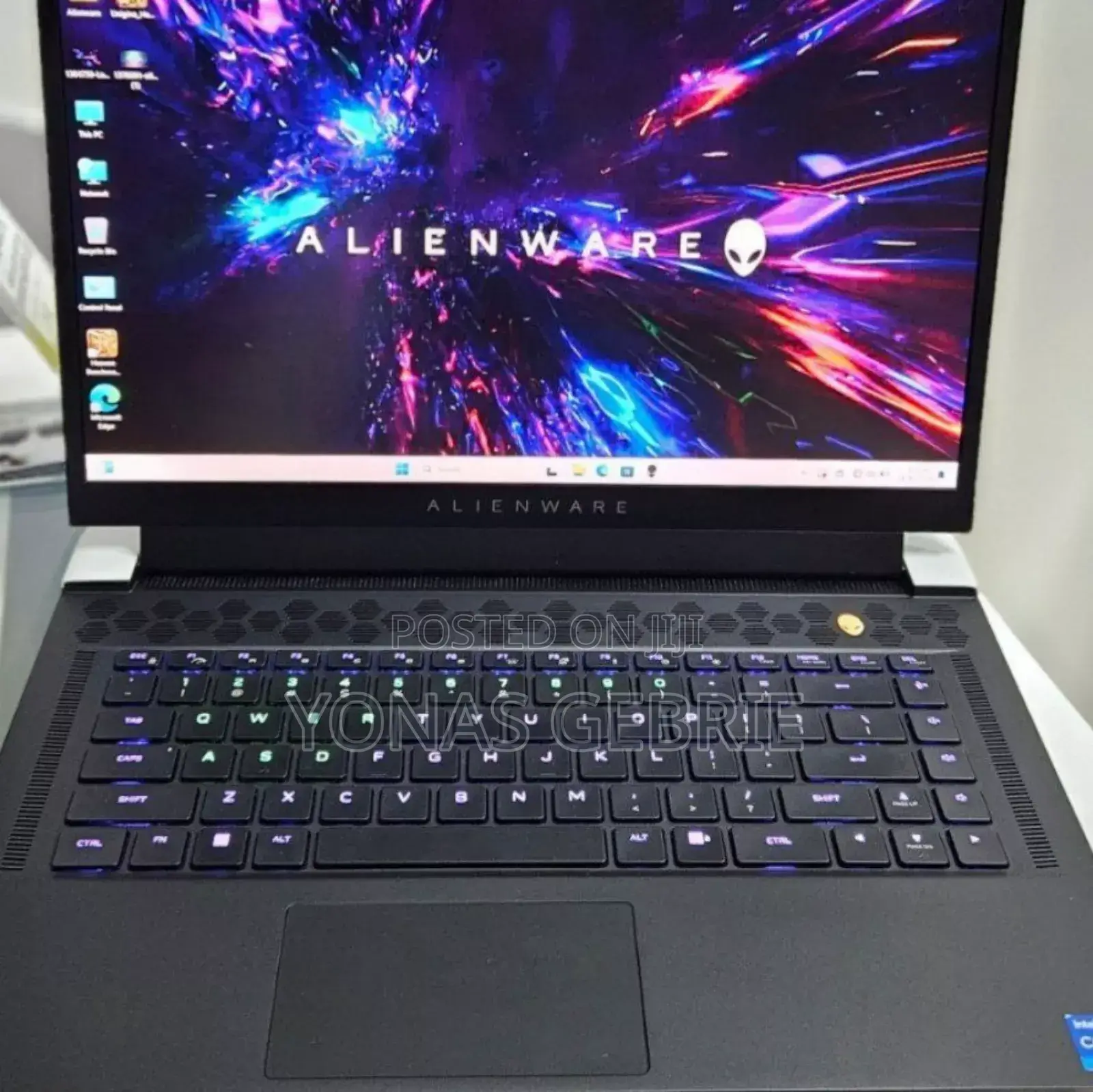 New Laptop Alienware Area-51m 32GB Intel Core I7 SSD 1T