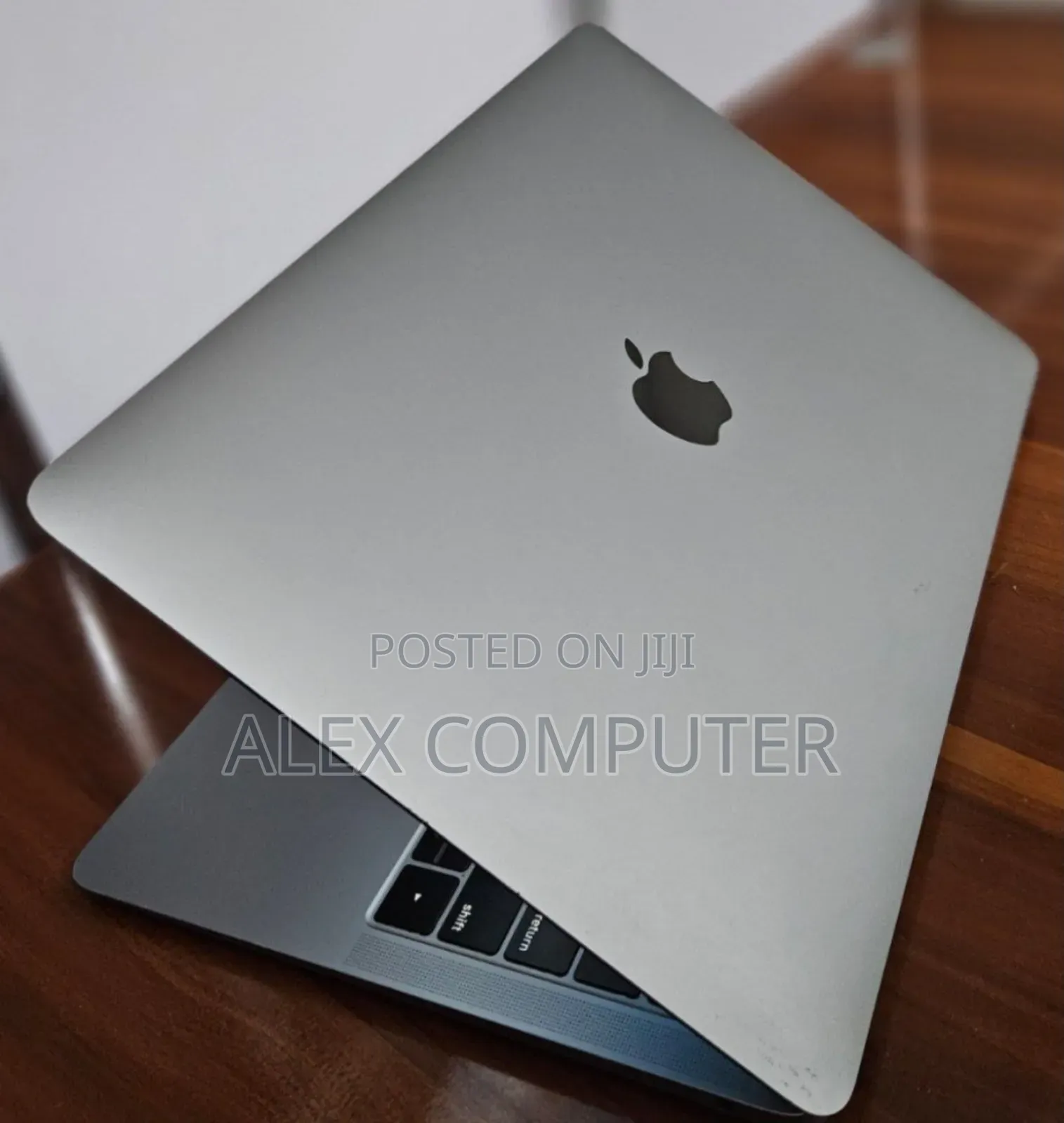 New Laptop Apple MacBook Air 2019 8GB Intel Core I5 SSD 128GB