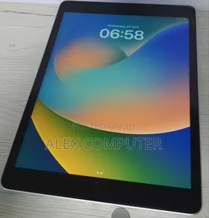 New Apple iPad (2022) 64 GB Silver