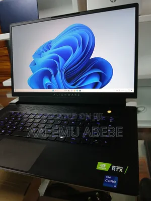 New Laptop Alienware M17x R2 16GB Intel Core I7 SSD 1T