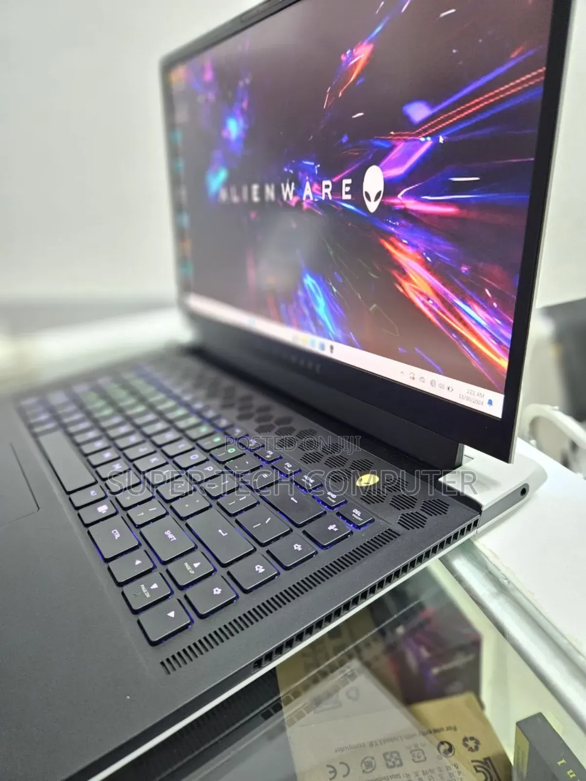 New Laptop Alienware Area-51m 32GB Intel Core I7 SSD 1T