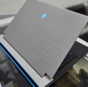 New Laptop Alienware M17x R2 32GB Intel Core I7 SSD 1T