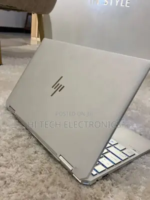 New Laptop HP Spectre 8GB Intel Core I5 SSD 512GB