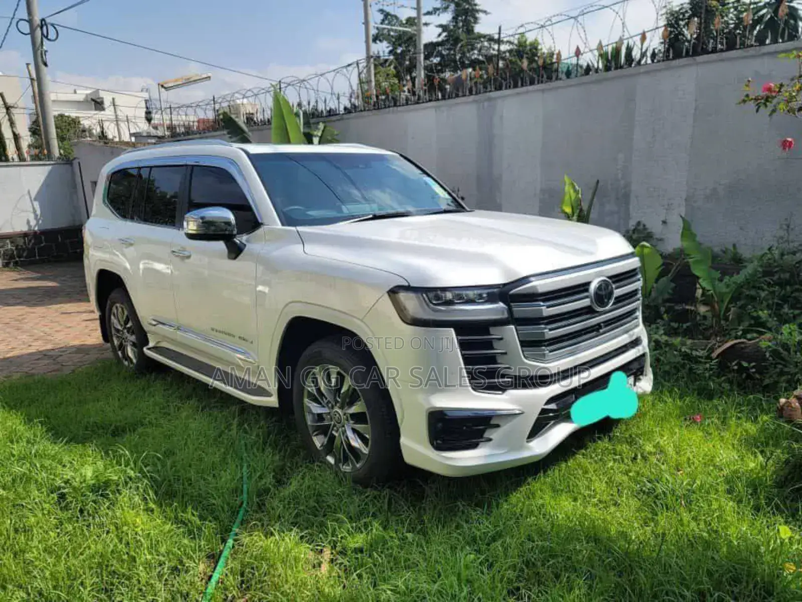 Toyota Land Cruiser 2023 White