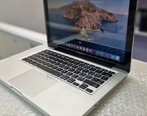New Laptop Apple MacBook Pro 4GB Intel Core I5 HDD 500GB