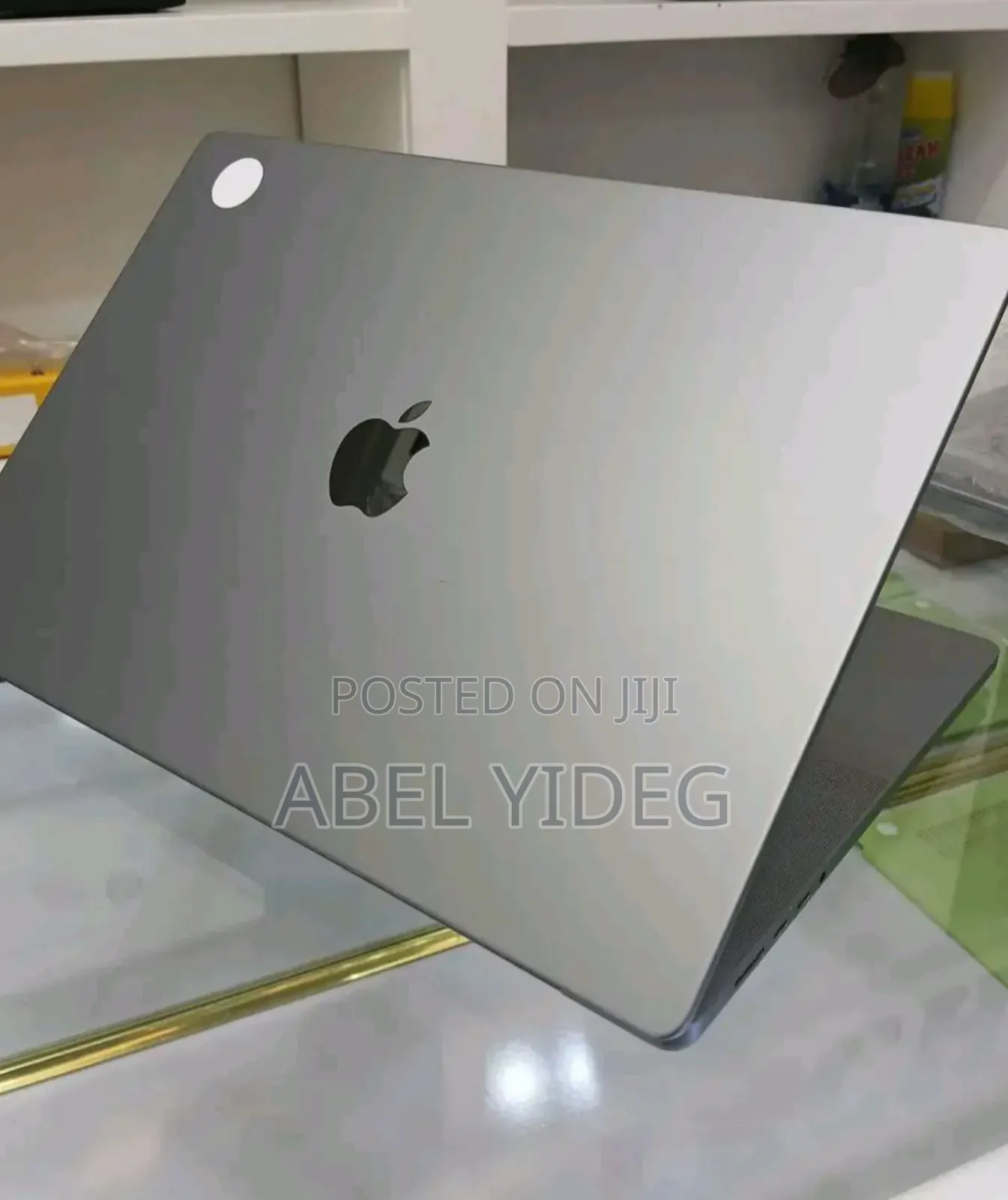 New Laptop Apple MacBook Pro 2021 M1 16GB Apple M1 Pro SSD 1T