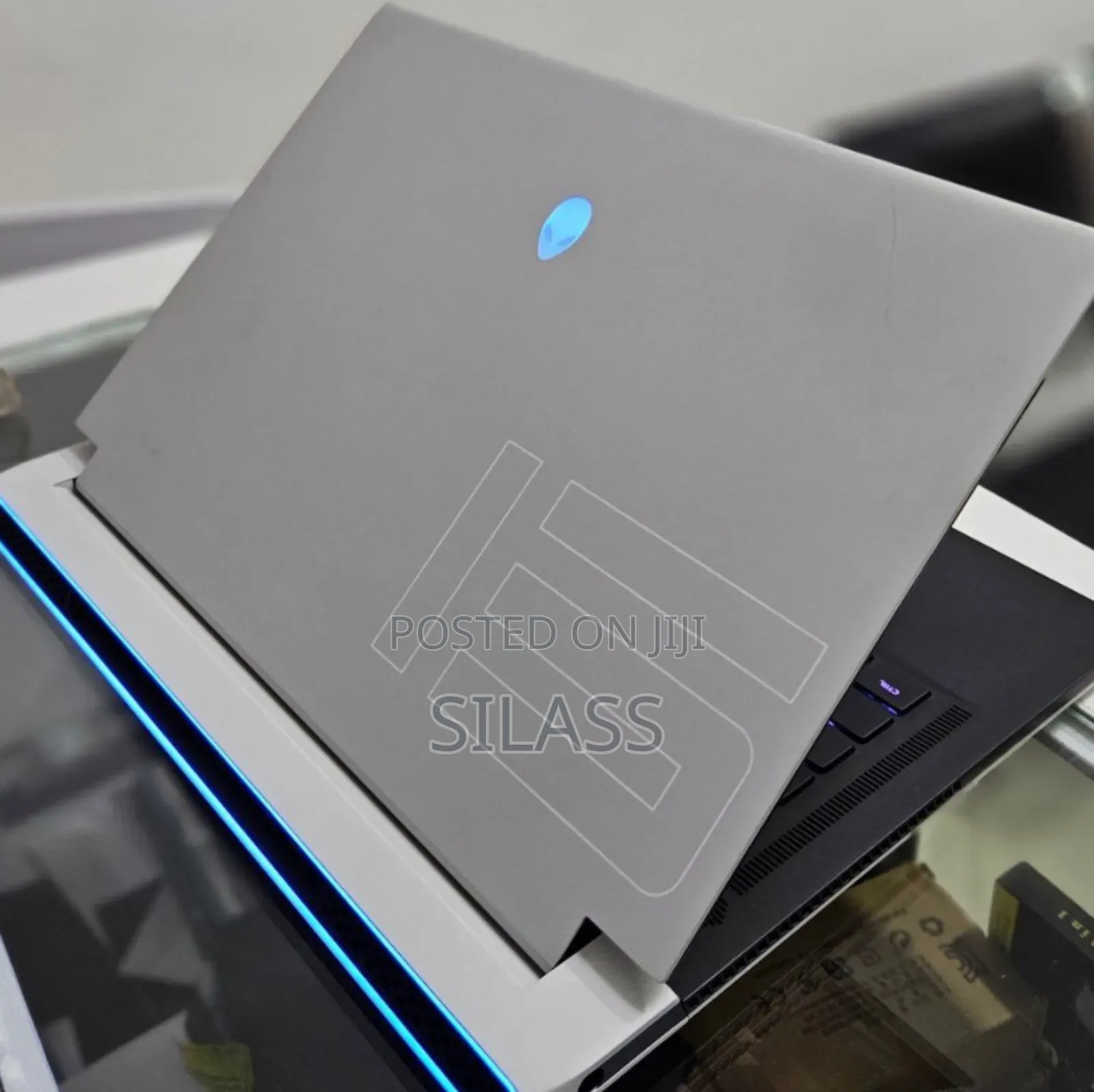 New Laptop Dell Alienware M15 R7 32GB Intel Core I7 SSD 1T