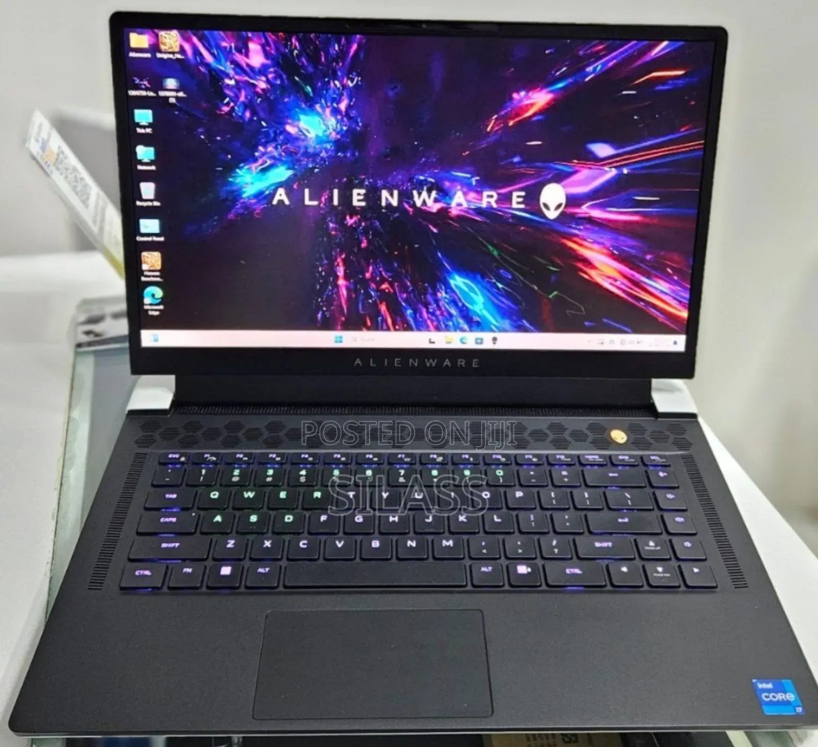 New Laptop Dell Alienware M15 R7 32GB Intel Core I7 SSD 1T