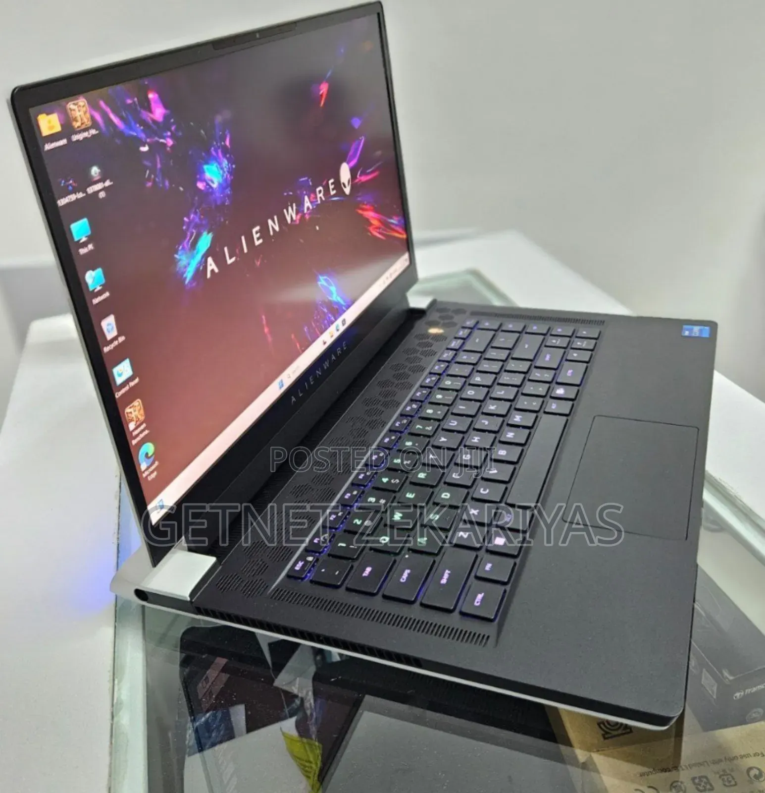 New Laptop Alienware M17x R2 32GB Intel Core I7 SSD 1T