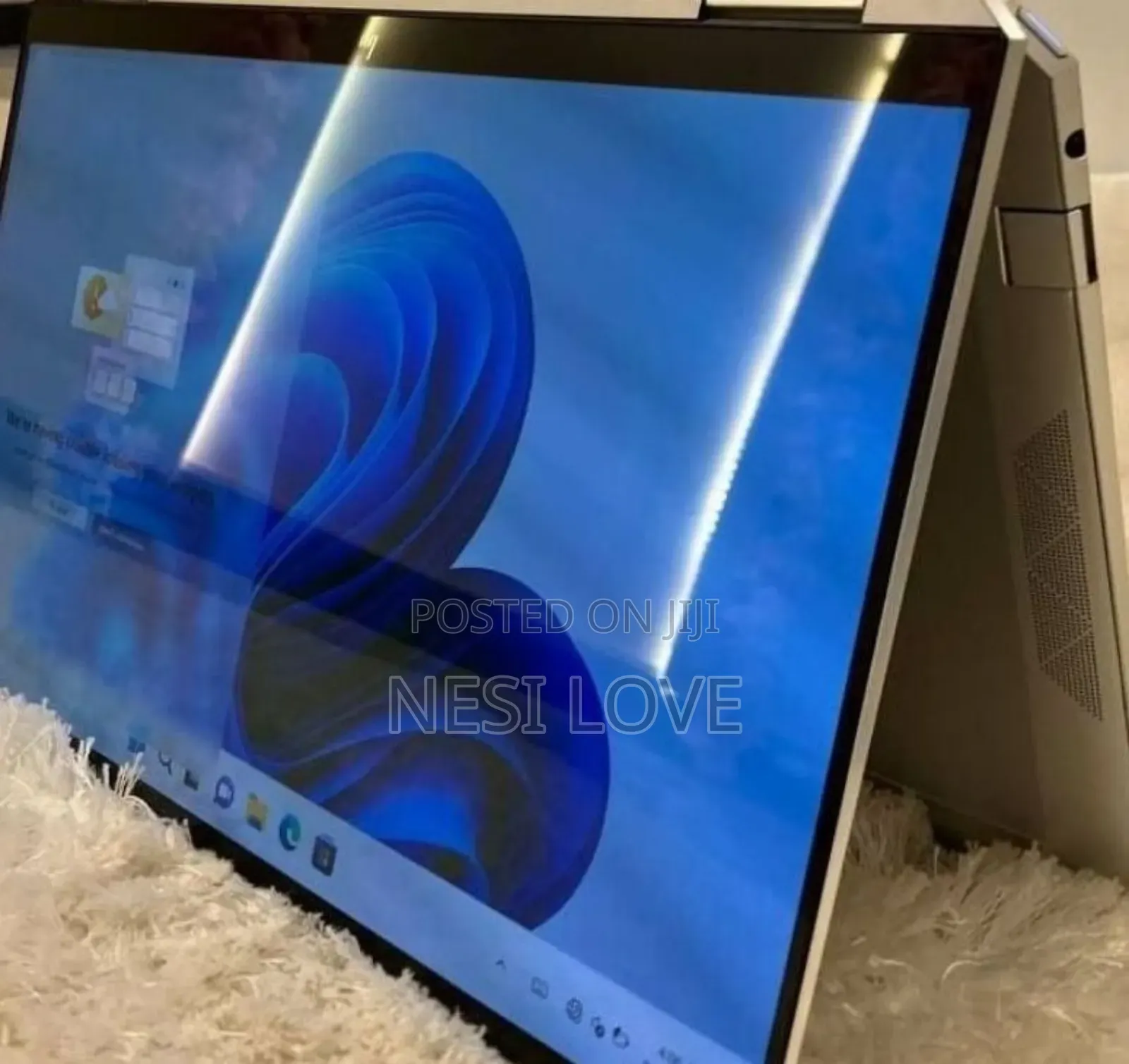 New Laptop HP Spectre X360 8GB Intel Core I5 SSD 512GB