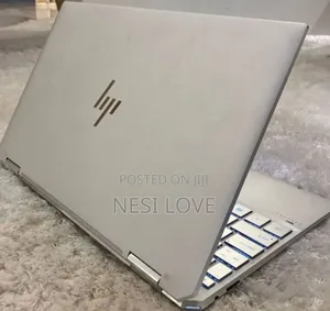New Laptop HP Spectre X360 8GB Intel Core I5 SSD 512GB
