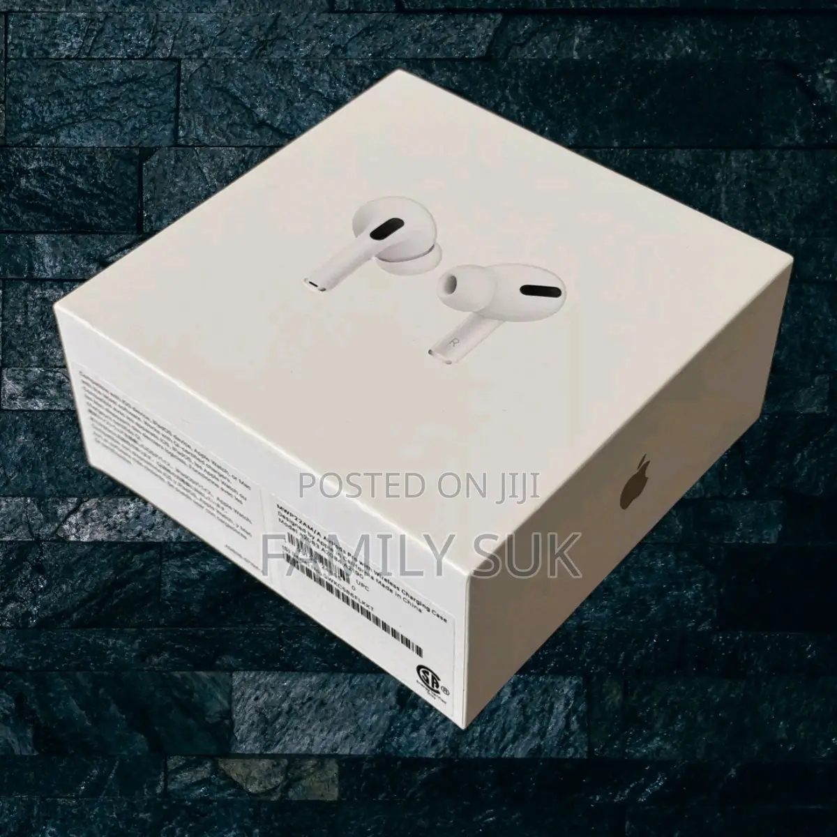 Airpod Pro Earbud Improves Daily Listening Routine