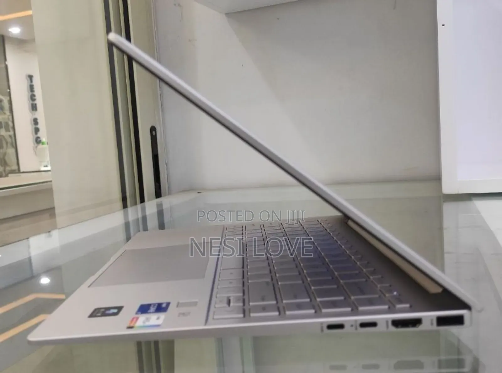 New Laptop HP Pavilion 14 16GB Intel Core I7 SSD 1T