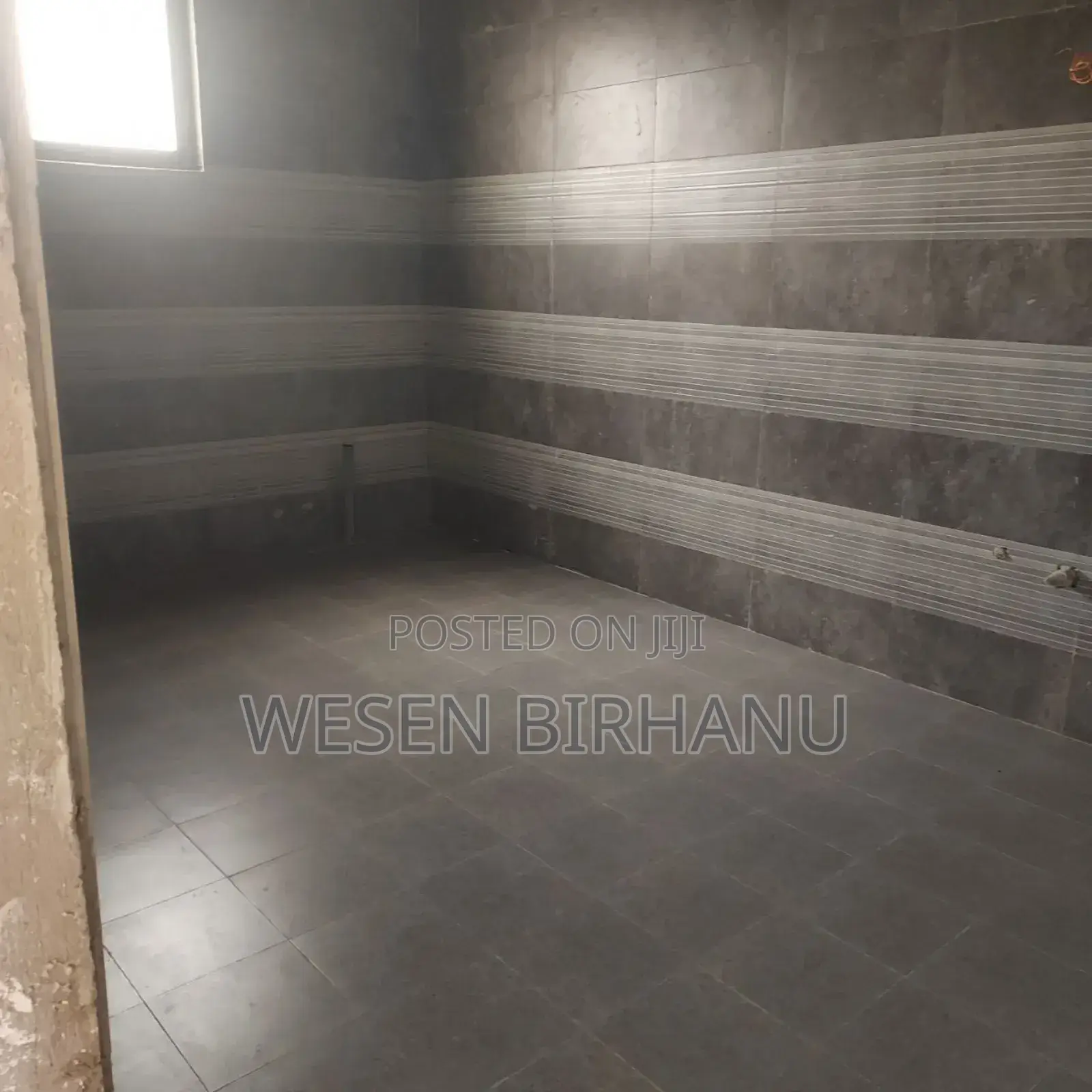 9bdrm House in ሮዘታ, Bole for sale