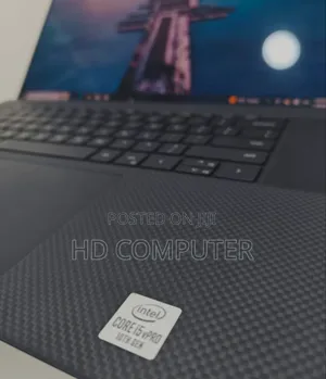 New Laptop Dell Precision 15 3520 16GB Intel Core I5 SSD 512GB