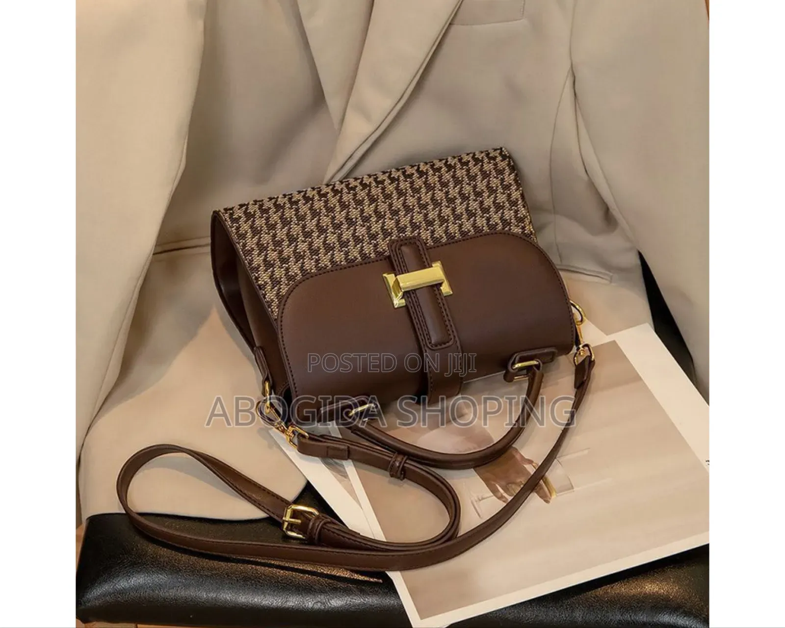 Luxury Women’S Handbag That Stands Out