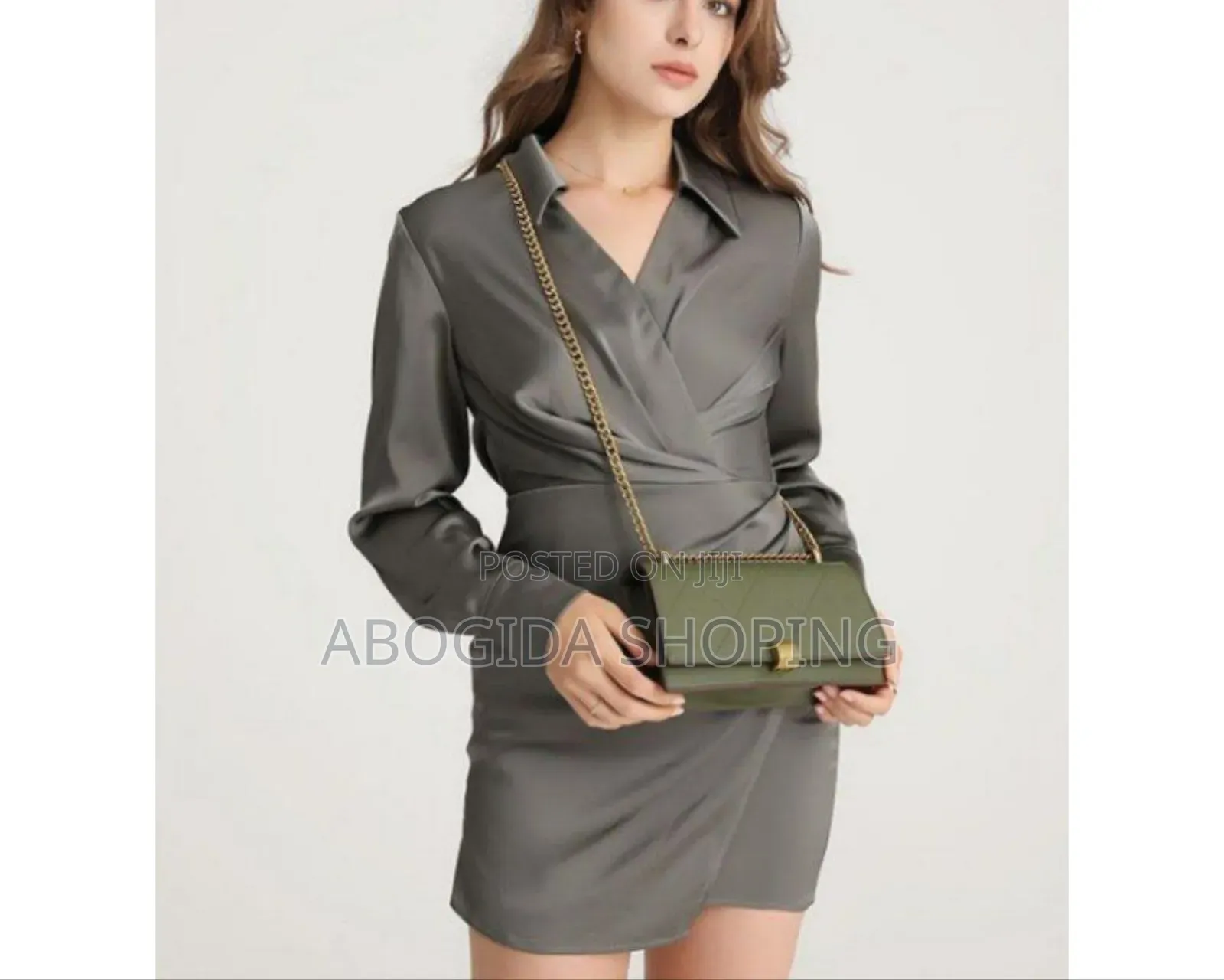 Elegant Women’S Handbag for a Refined Look