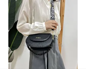 Designer Handbag That Defines Modern Style