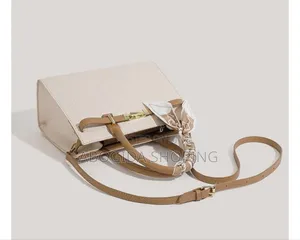 Modern Women’S Handbag With Elegant Accents